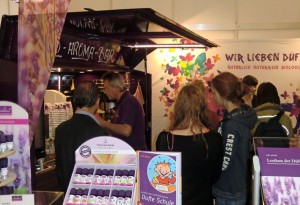 Die Aroma-Bar bot Düfte und aromatische Drinks - alles auf biologischer Basis.